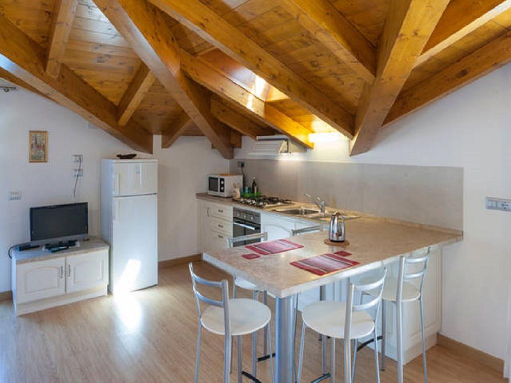Appartamento Vista Lago - Betta Lezzeno Ngoại thất bức ảnh